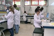 Imagen La Universidad de Oviedo mejora su posición internacional en producción...