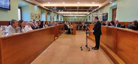 Imagen El rector de la Universidad de Oviedo reúne por primera vez al Consejo...