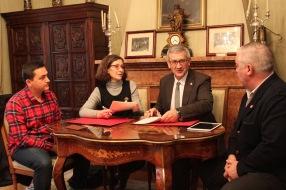 Image La Universidad y el Ayuntamiento de Oviedo firman un convenio para el...