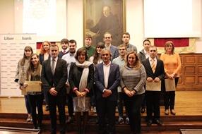 Image La Universidad de Oviedo entrega las becas Liberbank de retención de...