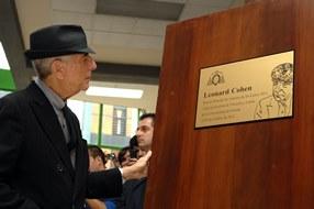 Image La Universidad de Oviedo y la Cátedra Leonard Cohen lamentan el...