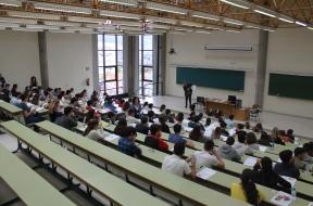 Imagen 4.000 estudiantes se examinan de la EBAU en Asturias
