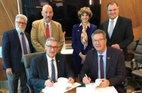 Imagen La Universidad de Oviedo firma acuerdo bilateral de colaboración con la...