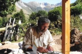 Imagen La revista 'Naturalia Cantabricae' rinde homenaje al catedrático de Botánica José Antonio Fernández Prieto