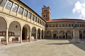 Imagen La Universidad de Oviedo permanecerá cerrada hasta el día 16 de agosto