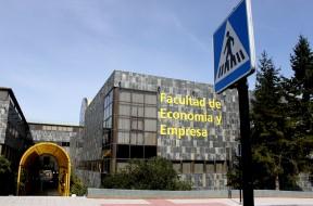 Imagen La Facultad de Economía y Empresa de la Universidad de Oviedo entra en...