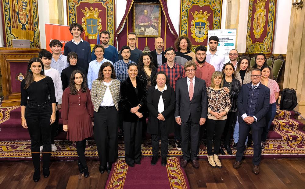 Imagen La Universidad de Oviedo entrega los Premios TalentUO-Santander a las mejores iniciativas de emprendimiento