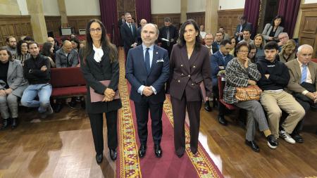 Imagen Inés Peñuelas e Irene Díaz toman posesión como vicerrectoras de...